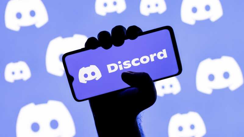 Даванков призывает отменить блокировку Discord