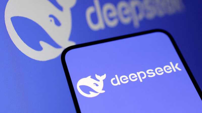 Китайская компания DeepSeek усовершенствовала свою нейронную сеть, стремясь составить конкуренцию ChatGPT