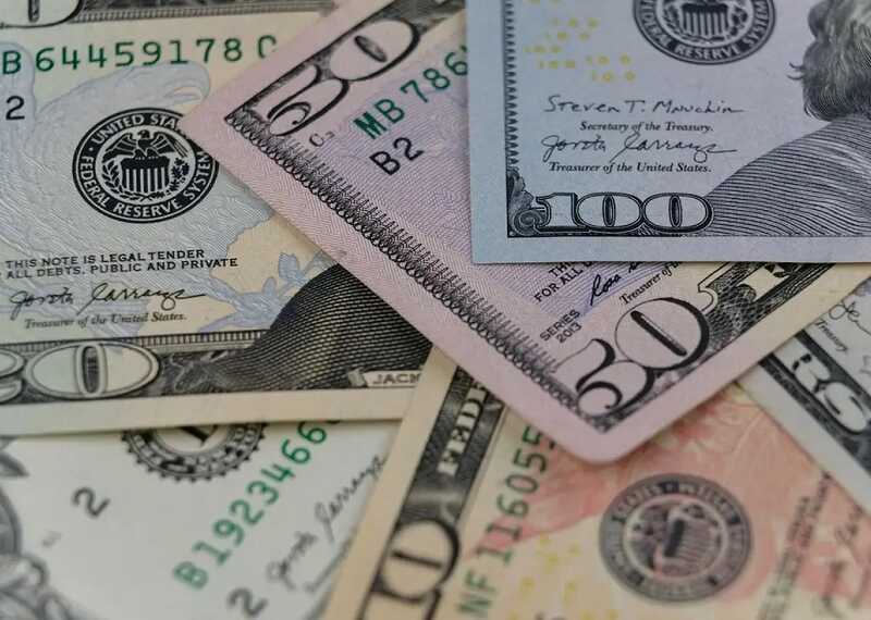 Финансовые аналитики в США прогнозируют резкое падение доллара
