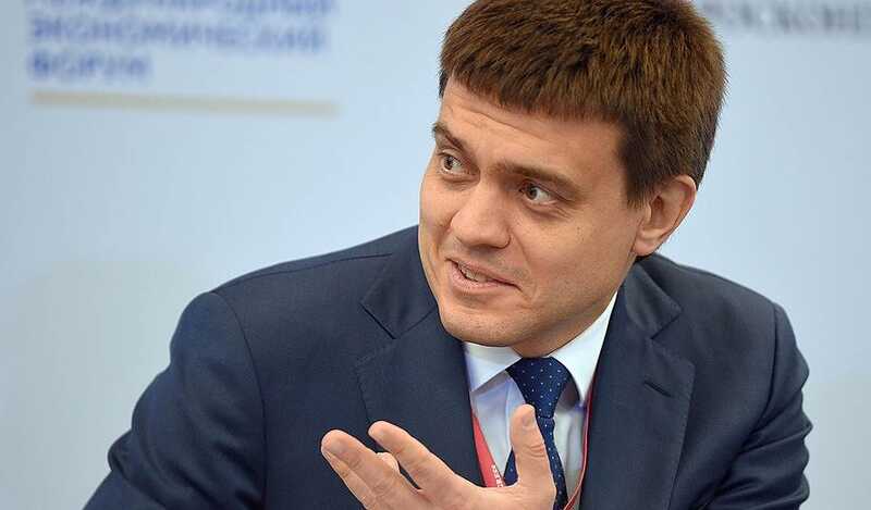Губернатор Красноярского края Михаил Котюков сохраняет молчание на фоне задержания мэра Владислава Логинова