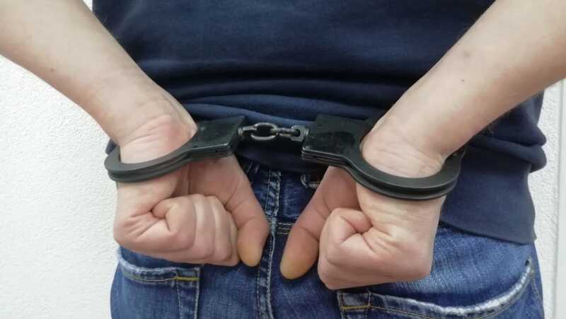 В Санкт-Петербурге мужчина избил своего собутыльника ножкой от стула