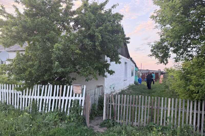 В Омской области годовалый ребёнок утонул в ведре, пока его нетрезвые родители спали
