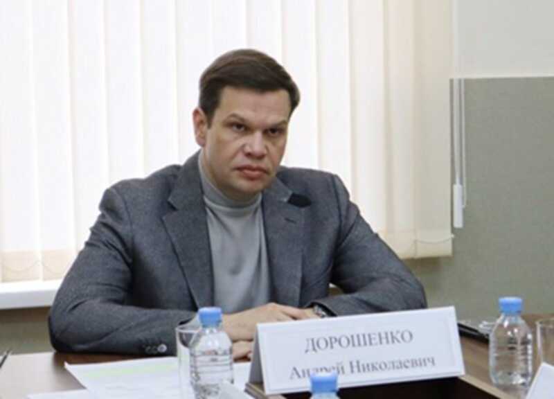 Бюджет по наследству: как семья парламентария Дорошенко управляет миллиардами на дорогах Кубани