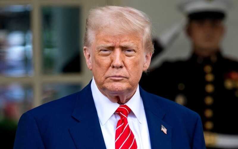 Индекс Московской биржи снизился после заявлений Трампа, касающихся санкций
