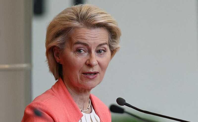 Глава венгерского правительства Виктор Орбан призвал фон дер Ляйен покинуть должность