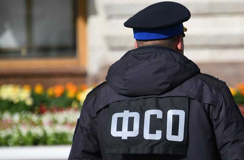 ФСО осуществляет проверку «подозрительной» компании из-за нарушения закона при использовании спецсвязи в военном городке