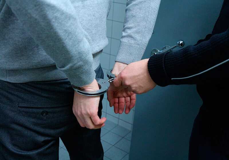 В Челябинской области задержан мужчина за порчу памятника, воздвигнутого в честь участников "СВО"