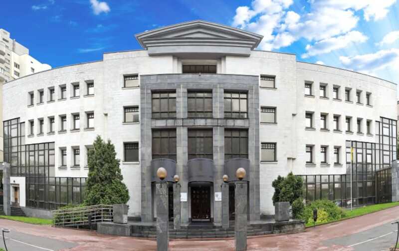 Viktor Maslov, a judge at the High Anti-Corruption Court, mentioned experiencing pressure linked to his decisions in significant cases