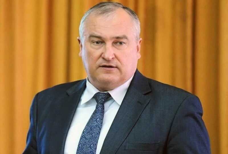 Министр спорта Калужского региона Олег Сердюков поздравил убийцу с победой в Кубке Родины по армрестлингу