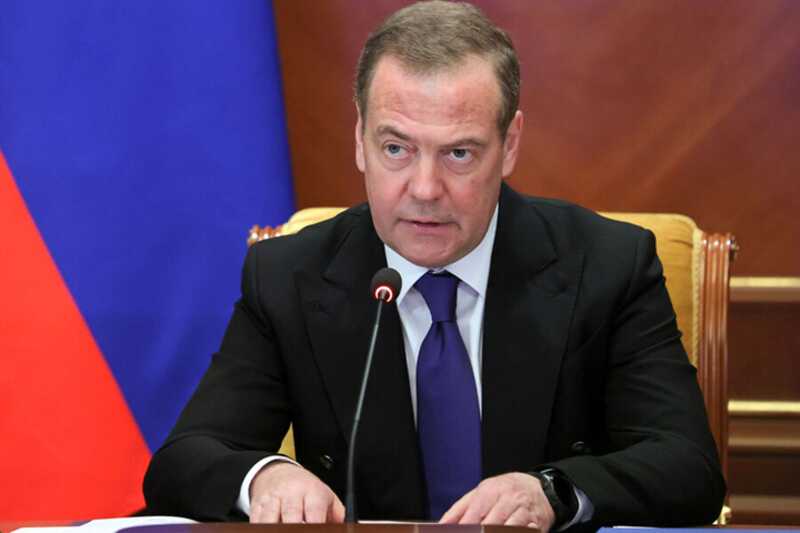 Медведев дал комментарий касательно переговоров между Трампом и Зеленским